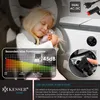 A child sleeping in a car seat next to a portable cooler, with graphics highlighting its quiet operation and dual power options. Produktbild-Vorschau