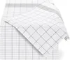 A stack of folded kitchen towels with a checkered pattern. Anteprima dell’immagine prodotto