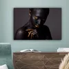 OneMillionCanvasses® - Leinwandbilder - 150x100 cm, Frau - Produktbild-Vorschau 3