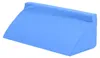 Blaues Keilkissen (50 x 25 x 15 cm) mit dreieckigem Produktbild-Vorschau 1