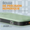 A close-up marketing image of a green power bank with a digital display showing 20% charge. Voir les images du produit