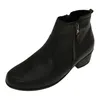 A black leather ankle boot is shown against a white background. Anteprima dell’immagine prodotto
