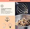 A collage showcasing a stand mixer with its attachments and batter in a bowl, along with descriptive text about its features. Podgląd zdjęcia produktu
