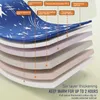 A diagram illustrating the layered construction of a product, likely a bath mat or similar item, with labels indicating the materials and features of each layer. Produktbild-Vorschau
