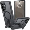 A product shot of a phone case with a kickstand and magnetic ring, displayed from multiple angles. Anteprima dell’immagine prodotto