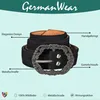 Innenansicht des traditionellen schwarzen Herrengürtels mit feiner Lederstruktur, präziser Naht und hochwertiger deutscher Handwerkskunst. Entworfen für Langlebigkeit und ein elegantes, anspruchsvolles Erscheinungsbild. Produktbild-Vorschau