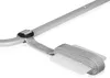 A close-up view of a gray strap attached to a curved metal bar, with the strap neatly coiled. Voir les images du produit