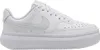 A white Nike Court Vision Alta Ltr shoe is shown from the side against a white background. Náhled obrázku produktu