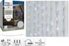 A product package for LED string lights with a close-up of the lights. Voir les images du produit