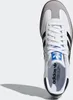 A top-down view of an Adidas Samba sneaker. Voir les images du produit