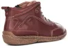 A side view of a red leather boot against a white background. Anteprima dell’immagine prodotto