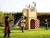AXI Spielhaus Arthur mit grauer Rutsche | Spielschloss aus  Produktbild-Vorschau 3