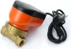 A product shot of a circulation pump with a power cord and plug. Podgląd zdjęcia produktu