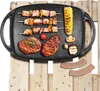 A grilling pan with various foods on it, placed on a wooden pallet. Podgląd zdjęcia produktu