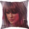 Taylor Swift Quadratisches Kissen, Zierkissen lila 40x40 Produktbild-Vorschau 3