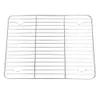 A silver metal cooling rack on a white background. Anteprima dell’immagine prodotto
