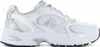 A side view of a white New Balance sneaker with silver accents. Podgląd zdjęcia produktu