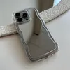 xoxo Wildhearts Wavy mirror case Transparant - iPhone 14 Produktbild-Vorschau 5