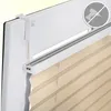 Close-up of a window blind mechanism, showing how it attaches to a window frame without drilling. Produktbild-Vorschau