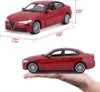 BBURAGO Alfa Romeo Giulia 2016, 1:24, Model sportovního Náhled obrázku produktu 11
