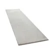 A long, narrow rug laid out on a white background. Anteprima dell’immagine prodotto