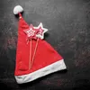 Cappello di Babbo Natale con campanelle a pompon Anteprima dell’immagine prodotto 4