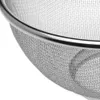 Close-up of a metal sieve. Anteprima dell’immagine prodotto