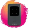 A dark gray mobile network device with a screen displaying icons, placed against a colorful abstract background. Anteprima dell’immagine prodotto