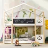 A children's bunk bed with a house-like frame, decorated with giraffe-themed wallpaper and stuffed animals. Produktbild-Vorschau