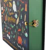 A close-up view of a Harry Potter themed advent calendar, showing decorative elements and a Hogwarts crest bookmark. Voir les images du produit
