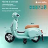 Scooter électrique Vespa à partir de 18m, véhicule Voir les images du produit 4