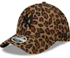 Polo della marca New Era, modello Wmns Leopard Cord 9forty, Anteprima dell’immagine prodotto 6