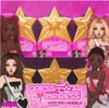 A display box for 'Dress To Impress Mystery Models' toy dolls, featuring illustrations of dolls and gold stars. Voir les images du produit