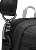 Close-up of a black bag with a silver clasp and strap. Anteprima dell’immagine prodotto