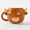 Highland Cow Shaped Mug – Lingua: Inglese Anteprima dell’immagine prodotto 2