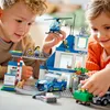 Stavebnica policajnej stanice s postavami z LEGO City TV Náhľad obrázku produktu 42