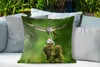 MuchoWow® Outdoor Kissen - Vogel füttert seine Jungen - Produktbild-Vorschau 4