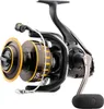 A studio shot of a fishing reel against a white background. Anteprima dell’immagine prodotto