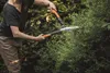 Tijeras de podar manuales Fiskars PowerGear X, modelo HSX92 Vista previa de la imagen del producto 10