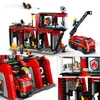 LEGO® City 60414 Hasičská stanice s otočným žebříkovým Náhled obrázku produktu 3
