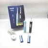 A product shot of Oral-B electric toothbrushes and accessories on a white background. Anteprima dell’immagine prodotto