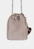 A small, beige coin purse with a chain strap and brown accents. Produktbild-Vorschau