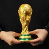 Hochwertiges, stehendes WM-Pokal-Modell in Goldoptik mit Produktbild-Vorschau 5