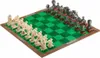 Minecraft - Set da Scacchi Eroi del Mondo di Sopra vs. Mob Anteprima dell’immagine prodotto 3