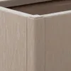 Close-up of the corner of a planter box, showing the textured surface and frame. Voir les images du produit
