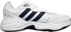 A side view of a white Adidas sneaker with navy blue stripes. Voir les images du produit