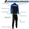 Blaue Funktionen zeigen Bild – Nahaufnahme des Stoffes des OMKA-Trainingsanzugs für Herren, der sich durch schweißabsorbierendes, atmungsaktives Polyester und strapazierfähige Nähte auszeichnet. Produktbild-Vorschau