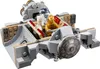 A LEGO model of a droid escape pod with two droid figures inside. Podgląd zdjęcia produktu