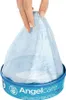 A hand is holding a refill cartridge for a diaper pail. Náhled obrázku produktu