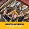 A construction worker is using a DeWALT cordless drill to screw into wooden beams. The image is framed by wooden beams and concrete blocks, suggesting an indoor construction or renovation setting. A yellow overlay at the bottom contains marketing text. Anteprima dell’immagine prodotto